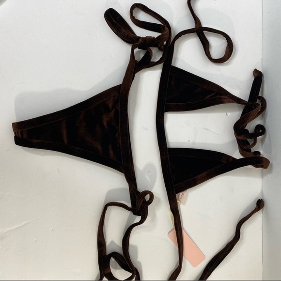 Chloe Rose Carnation Cut Out One Piece Swimsuit Blake - Picture 4 of 9